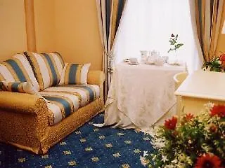 Hotell Mediterraneo 4*