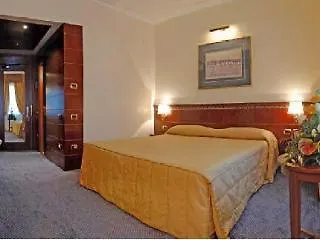 Mediterraneo Кальяри